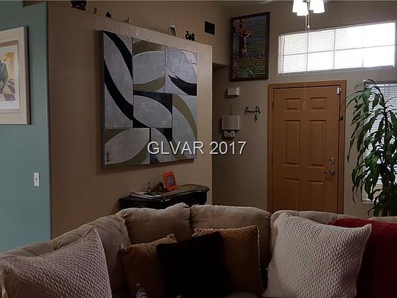 3rd image of 706 Willowick Ave