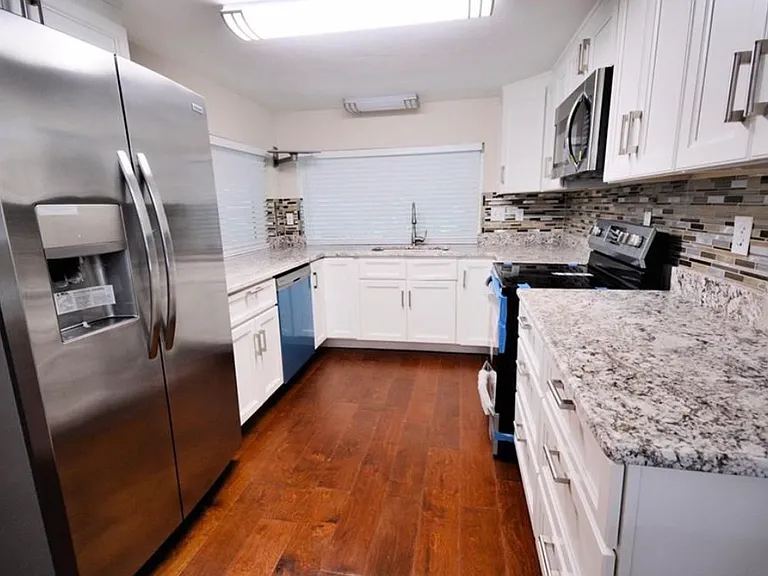 8504 Sunflower Ln — Photo 7