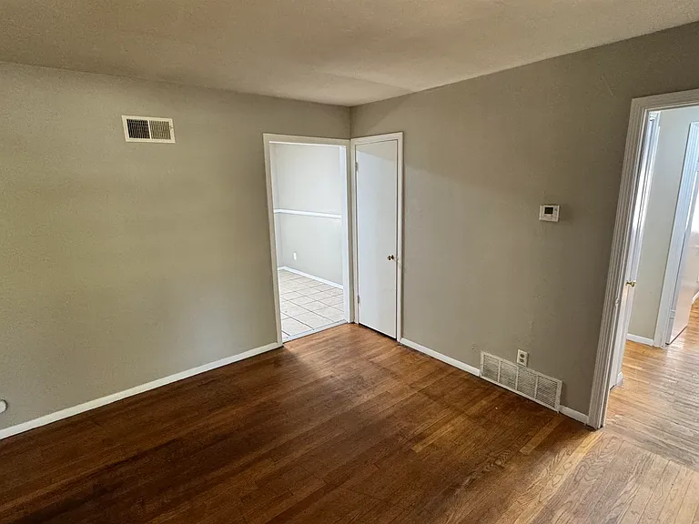3056 Arrendale St — Photo 12