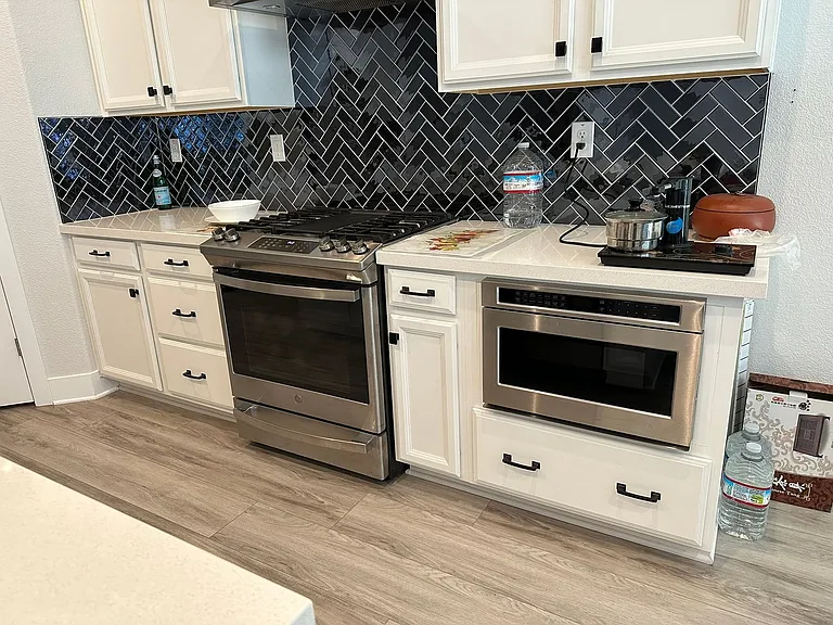 817 Cosmos Dr — Photo 11