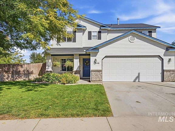 2nd image of 1340 N Golfview Way
