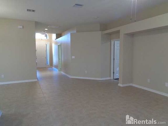 3rd image of 16332 Dinsdale Dr