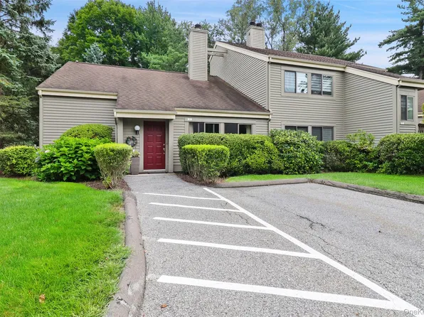 1 Oakridge Drive, South Salem, NY 10590