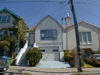 1st image of 2562 29th Ave