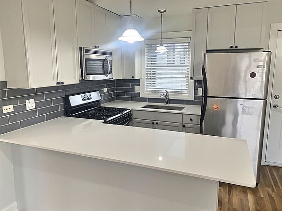 4th image of 4405 N Damen Ave APT 2E