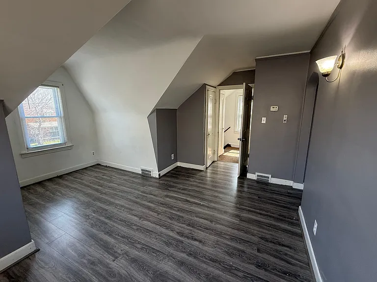 4913 Schlaff St #4915 — Photo 12