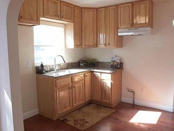 2nd image of 13719 Penn St