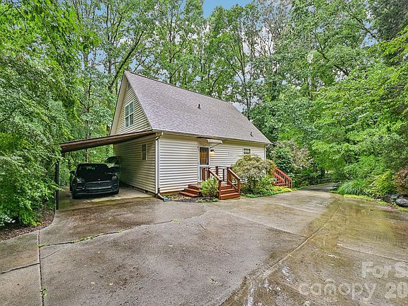 4th image of 8658 Dog Leg Rd