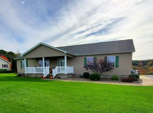 451 Calvary Ln, Punxsutawney, PA 15767
