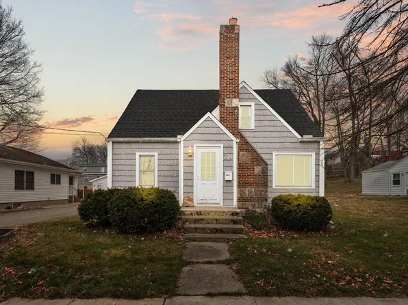 714 S Wayne St, Angola, IN 46703