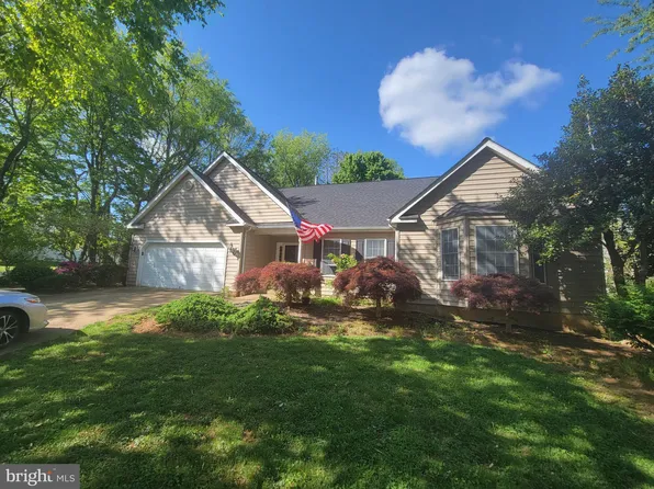 313 Burnleigh Ct, Purcellville, VA 20132