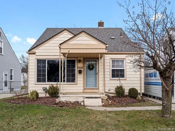 13660 Talbot St, Oak Park, MI 48237