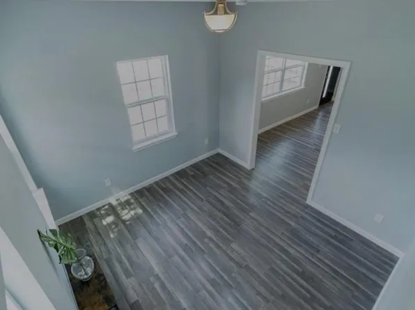 3925 McKinley St, Houston, TX 77051