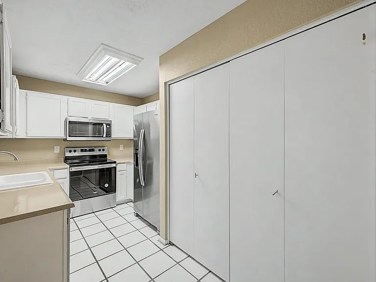 8625 E Belleview Pl #1027 — Photo 2