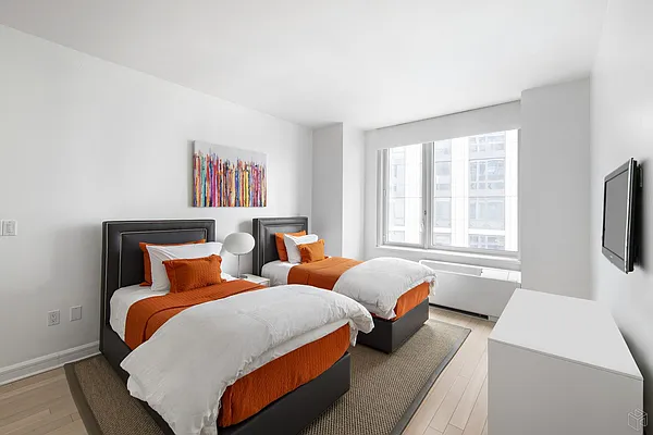 Sold by Halstead Real Estate | media 4