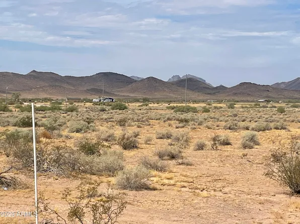 TBD N Horseshoe   Parcel 2 Trail N #135, Tonopah, AZ 85354