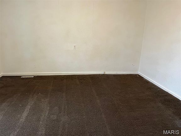 4th image of 1013 William St