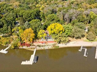 8275 River Acres Rd, Cottage Grove, MN 55016