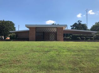 1015 E 9th St, Cushing, OK 74023