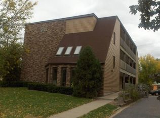 911 E Grand River Ave APT 203, East Lansing, MI 48823