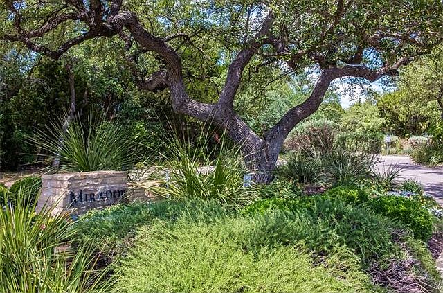 1st image of 4509 Mirador Dr