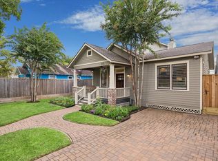 215 E 26th St, Houston, TX 77008