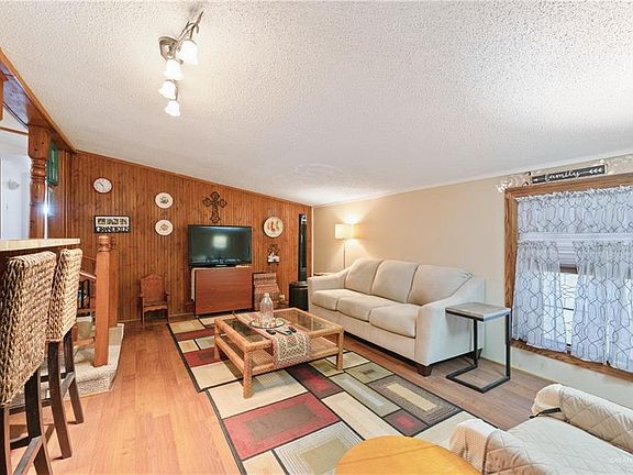 5th image of 37 Vista Hermosa St