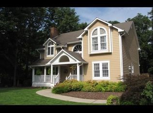 1921 Canterbury Dr, Dalton, GA 30720