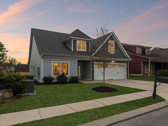 3rd image of 8016 Frostwood Ln