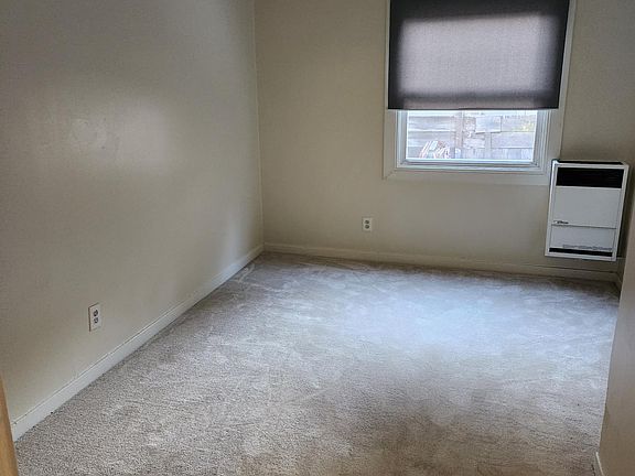 5th image of 1116 S Van Ness Ave APT 4