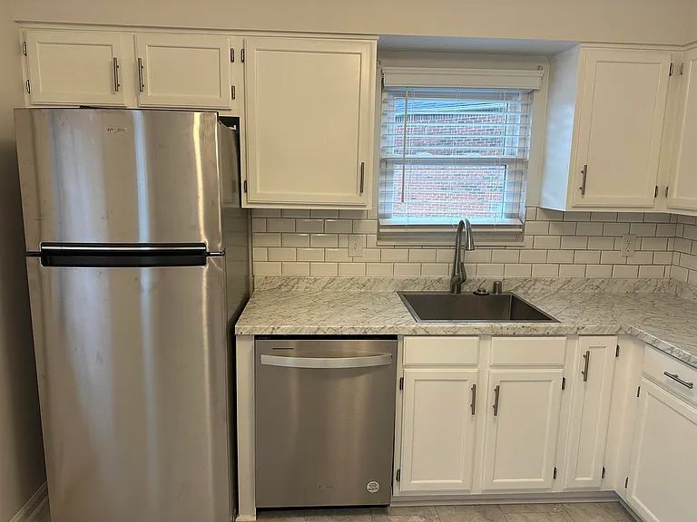 1607 Greenland Ct — Photo 16