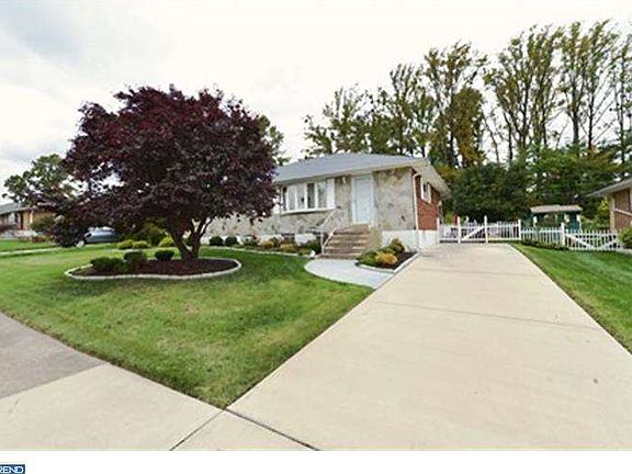 3rd image of 2729 Chinchilla Dr