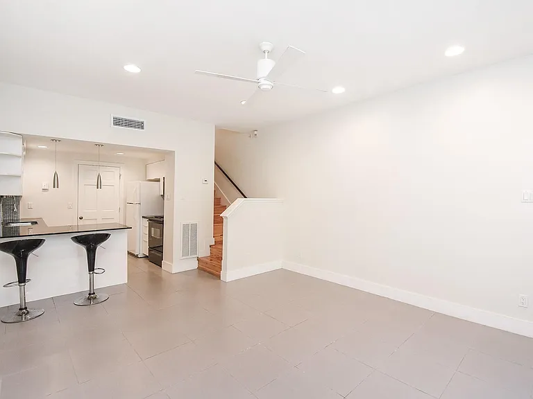 1829 Augusta Dr #31 — Photo 7