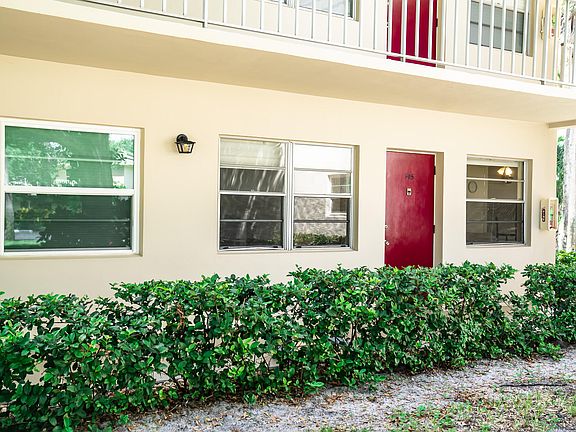 3rd image of 17 Vista Gardens Trl APT 105