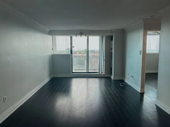 99 Blackwell Ave #608, Toronto, ON M1B 3R5