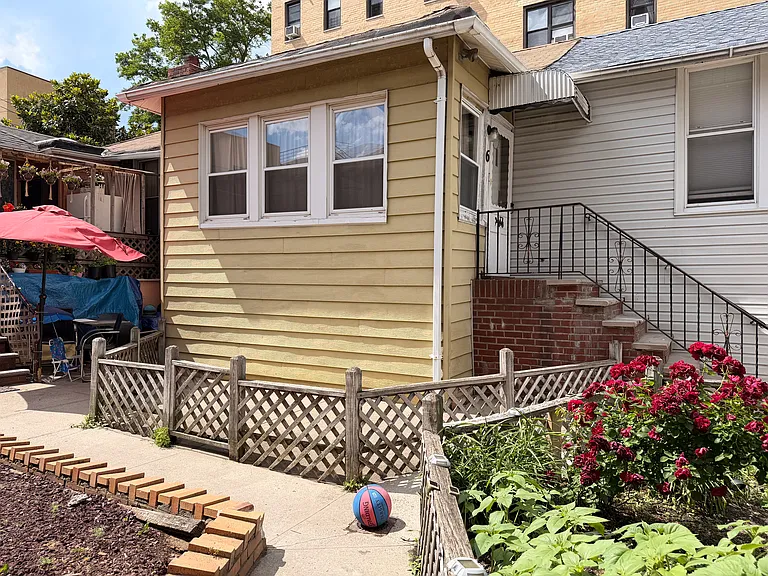 30 W End Ave #6 — Photo 8