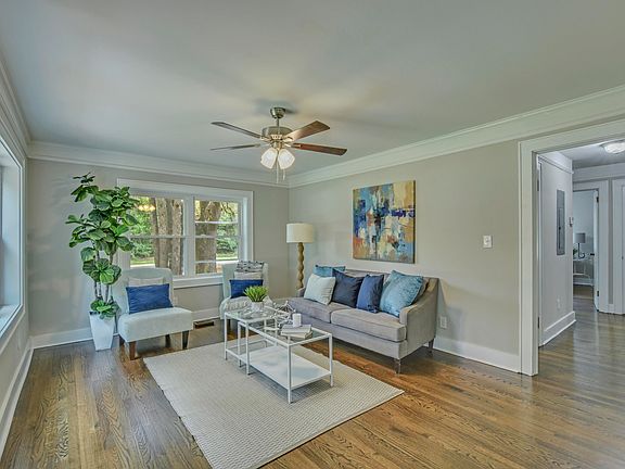 3rd image of 717 Lincoln Ave