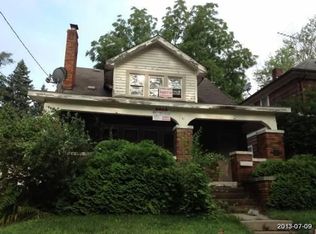 61 Summit St, Pontiac, MI 48342