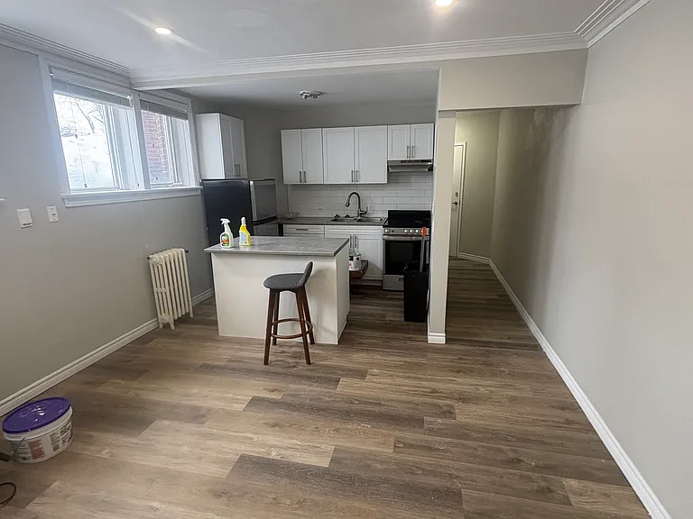 369 Howey Dr #8 — Photo 1