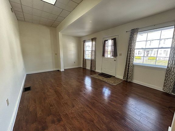 2nd image of 614 Stewart Ave #A