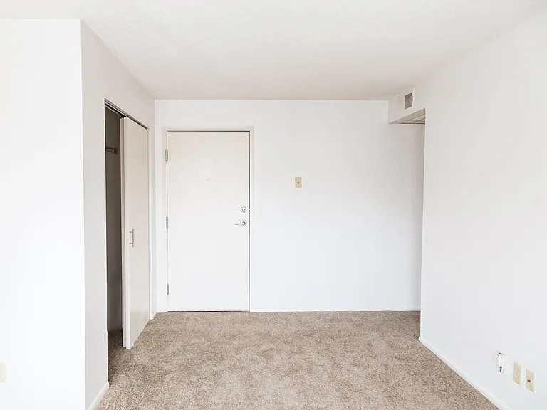 Dining/Living room