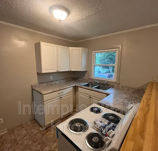 3116 Sunset Ave — Photo 9
