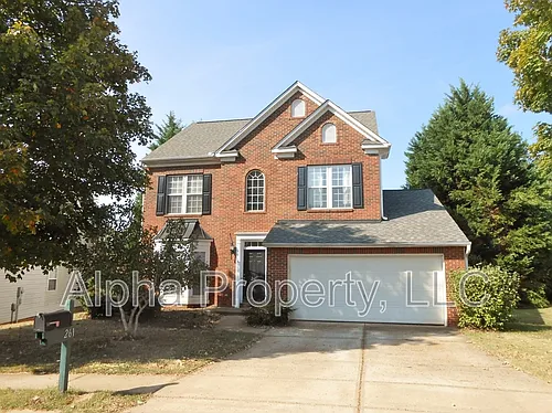 261 Highgate Cir Photo 1