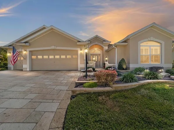 2062 Bonneau Ln, The Villages, FL 32162