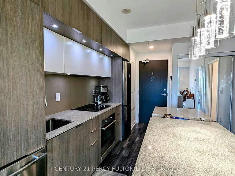 170 Sumach St #723 — Photo 4