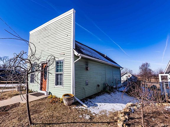 5th image of 1079 State Highway 78