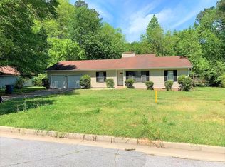555 Meadows Ct, Riverdale, GA 30274