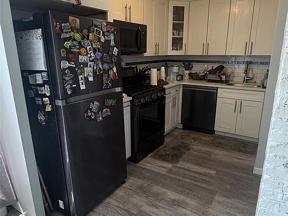 3rd image of 42 W 14th Road