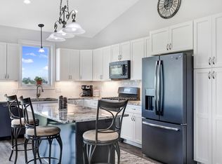 1337 Overlook Dr, Elko New Market, MN 55054