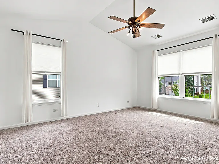 10570 Wing Pointe Dr — Photo 20